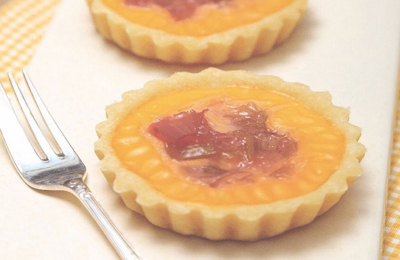 Vegan Rhubarb & Custard Tarts