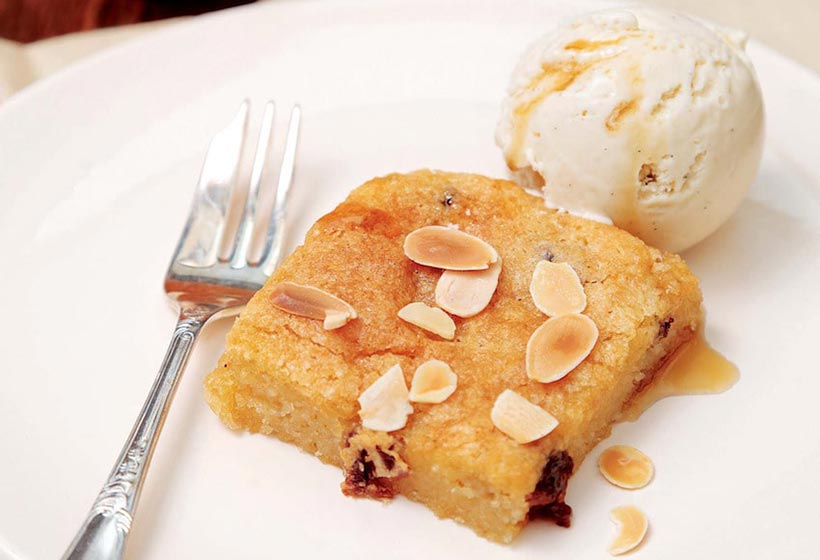 Vegan Almond and Amaretto Cake