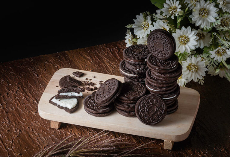 Oreos are one of the most famous accidentally vegan biscuits. Photo © Thaishutter_2528 via Getty Images