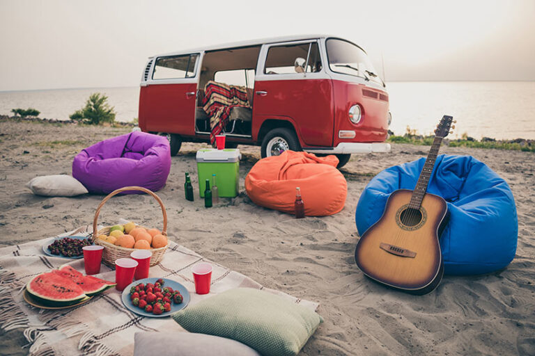 Choose a good spot for your picnic, and set it up with everything you need. Photo © deagreez via Adobe Stock