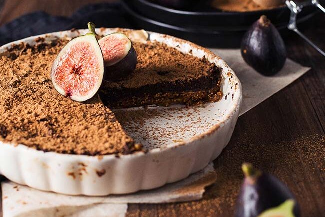 Carob and Fig Cake