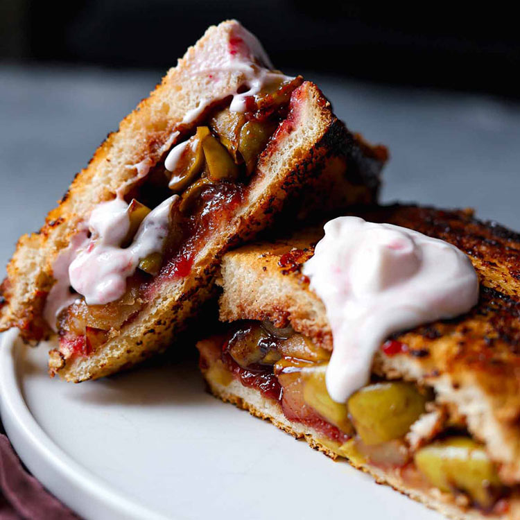 Vegan breakfast ideas - Cinnamon and Apple French Toastie