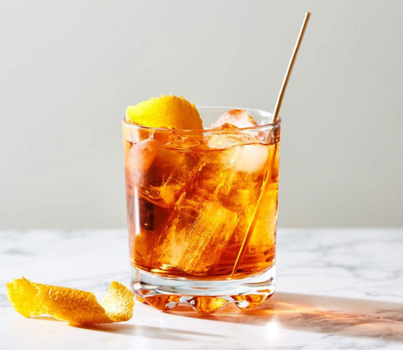 classic negroni cocktail