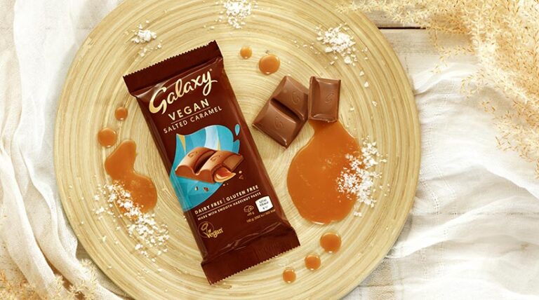 Galaxy's new Vegan Salted Caramel bar is made with 'hazelnut paste and filled with creamy salted caramel', and registered with The Vegan Society. Photo © Mars Chocolate Drinks and Treats