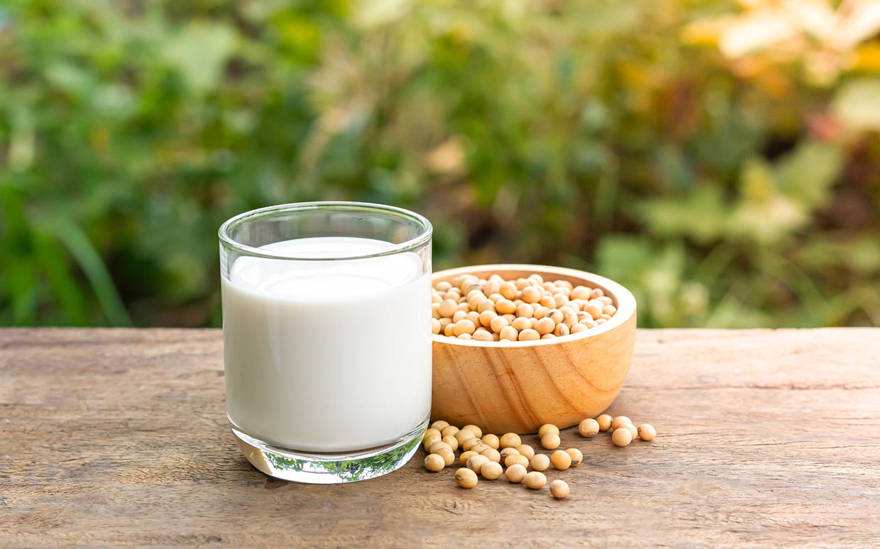 Is soy milk good for you? Top 10 health benefits of soya milk