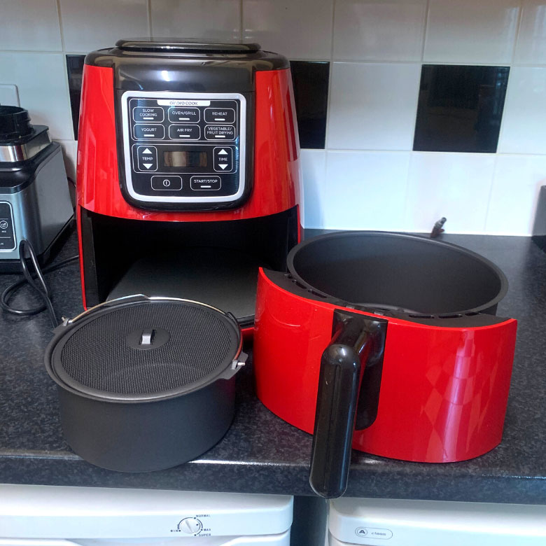 Karaca red air fryer