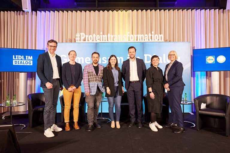 The announcement was made at a talk about the move towards healthy, sustainable proteins. Photo © Lidl