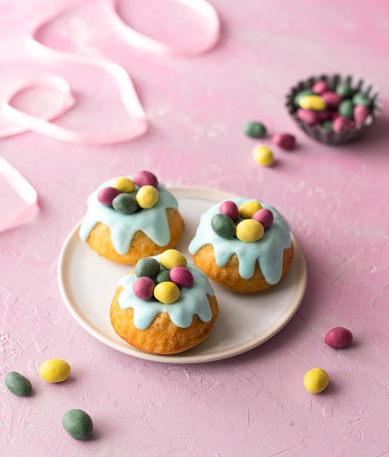 Mini Vegan Easter Bundt Cake Nests