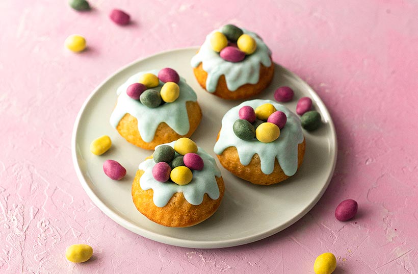 Mini Vegan Easter Bundt Cake Nests