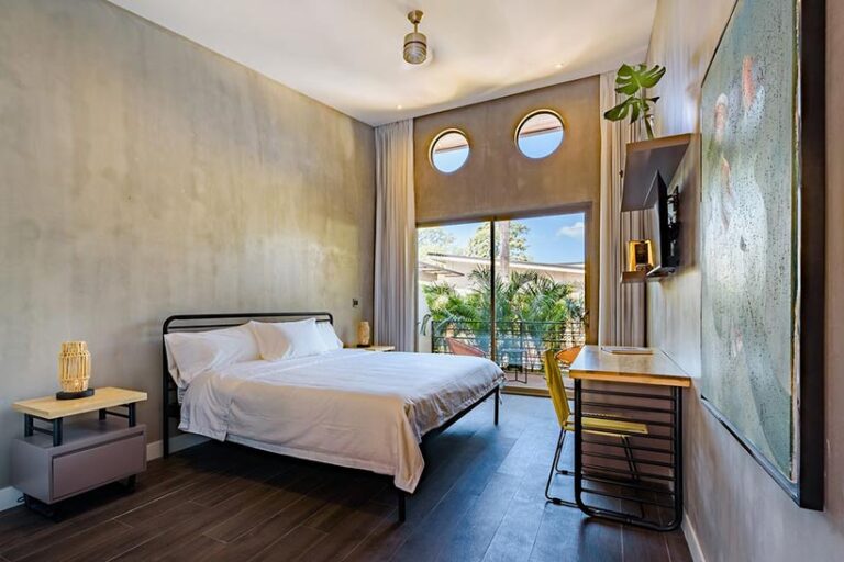 The tranquil oasis offers everything an eco-conscious traveller needs, from spacious rooms with private terraces to bespoke energy paintings. Photo © Mother Earth Vegan Hotel