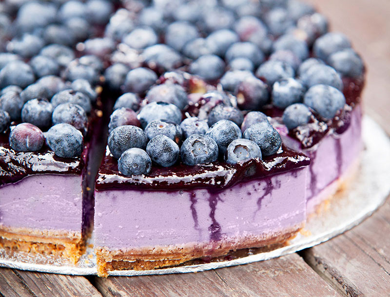 No-Bake Vegan Blueberry Cheesecake 