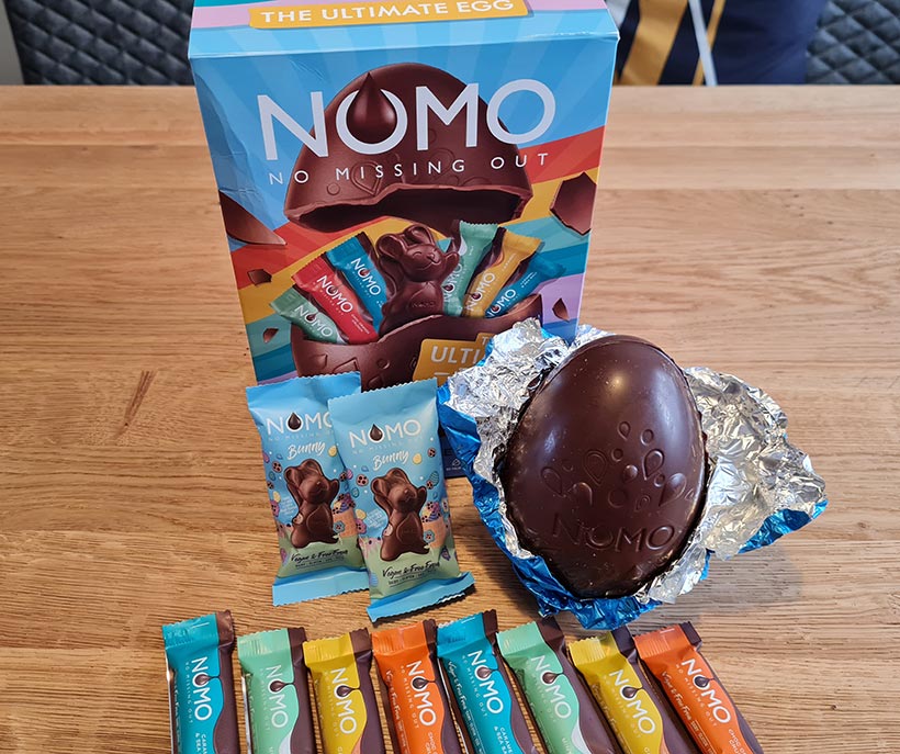 Nomo The Ultimate Egg contents