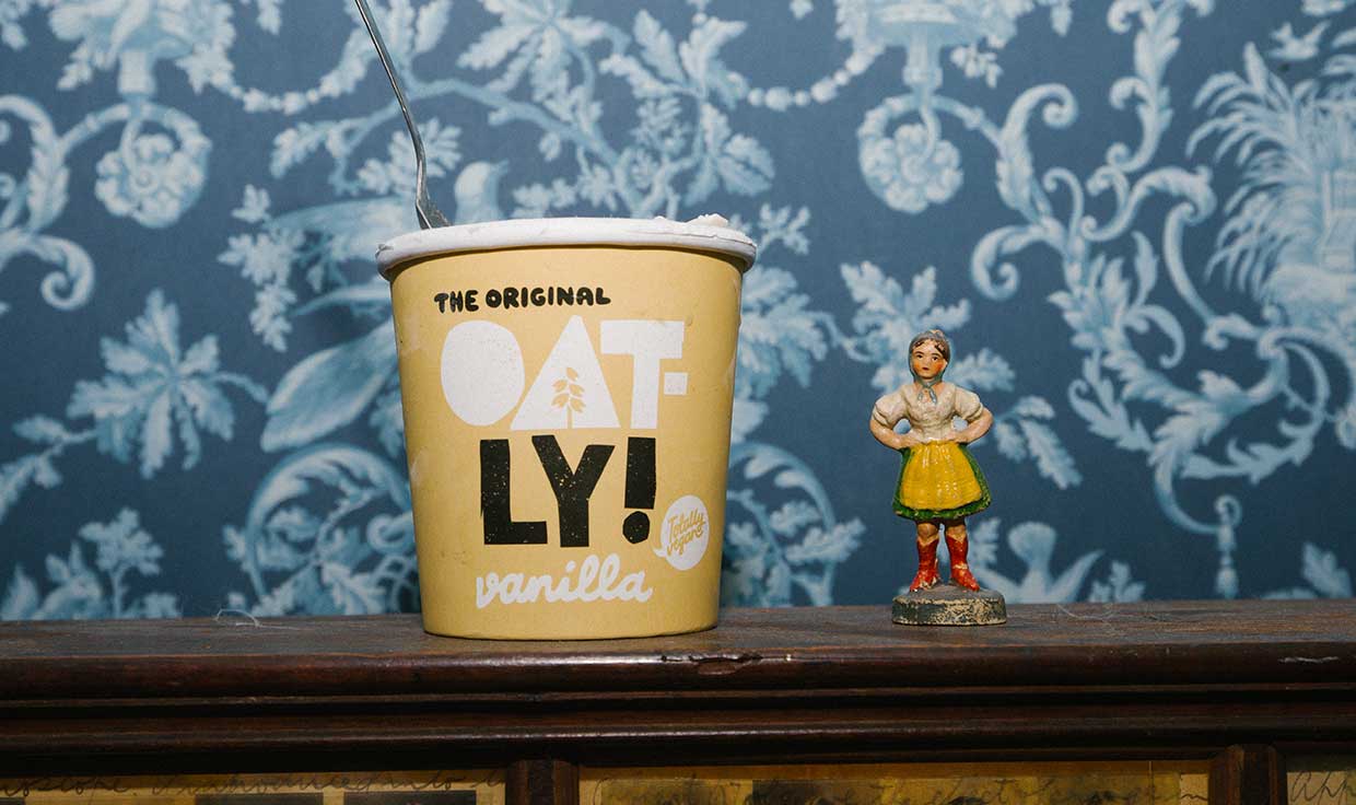 Oatly vanilla ice cream Ocado