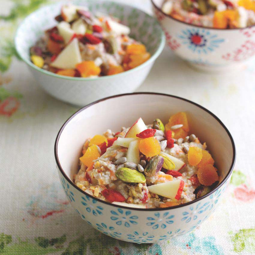 Vegan Raw Carrot, Apple and Goji Bircher Muesli Recipe