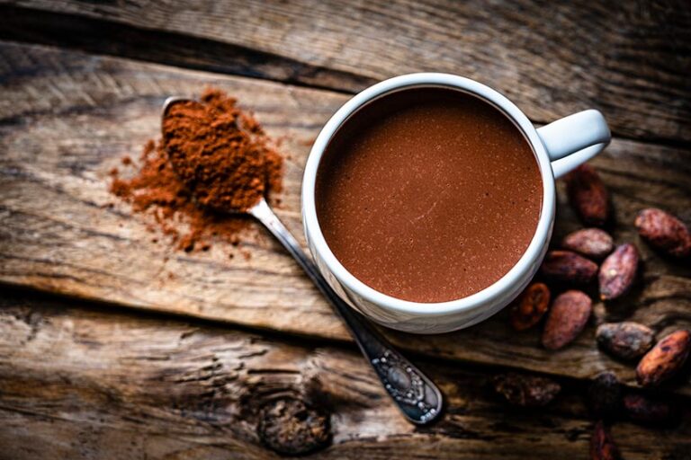 Stick to plain cocoa powder and go easy on the sugar and your hot chocolate can be healthy, too. Photo © fcafotodigital via Getty Images