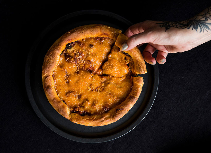 Chicago Deep-Dish Vegan Pizza