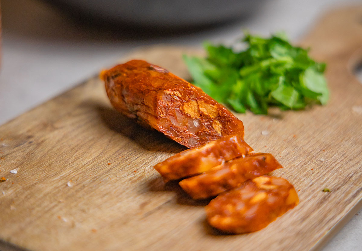 Authentically realistic vegan chorizo makes it debut in UK supermarkets