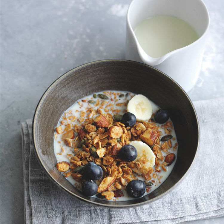 Vegan breakfast ideas - Vegan Tahini Granola with Maple Syrup 