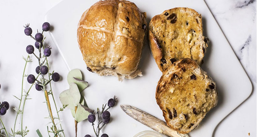 Vegan Hot Cross Buns