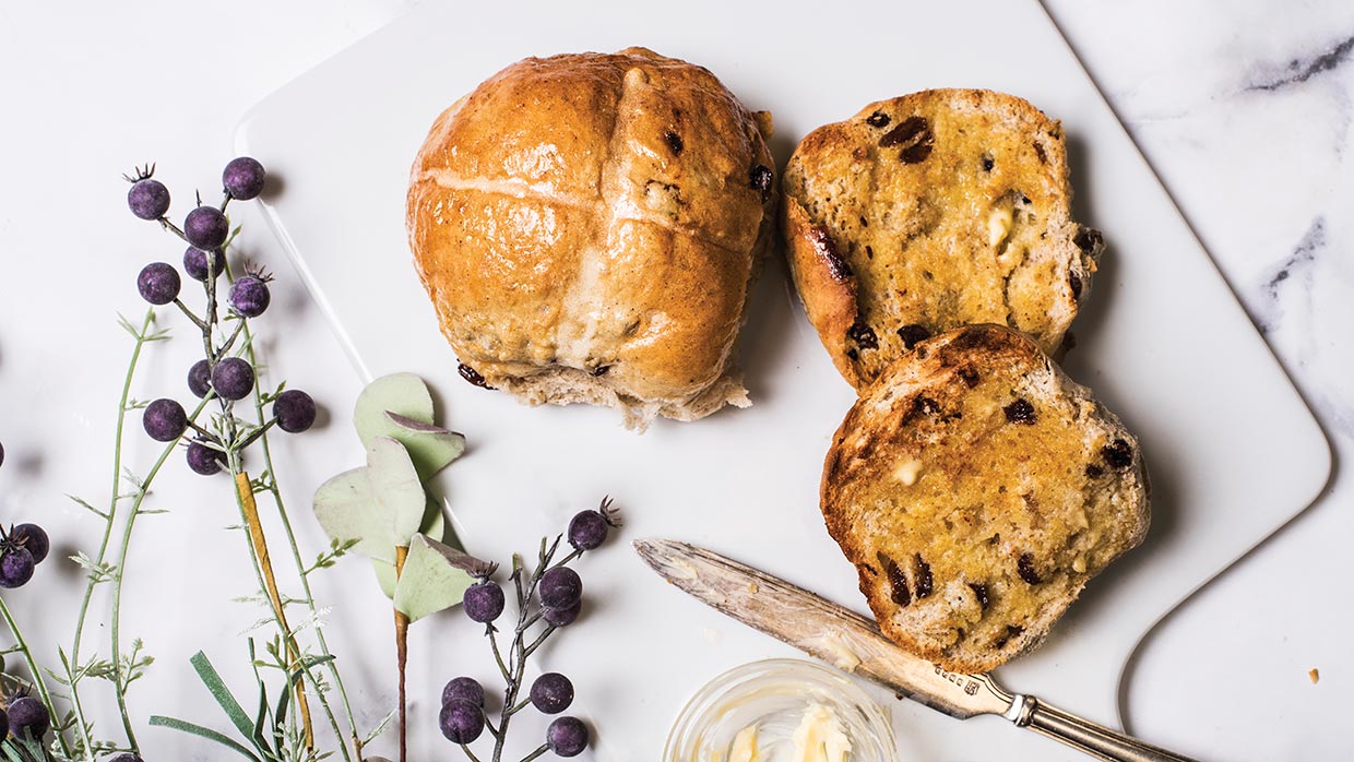 Vegan Hot Cross Buns