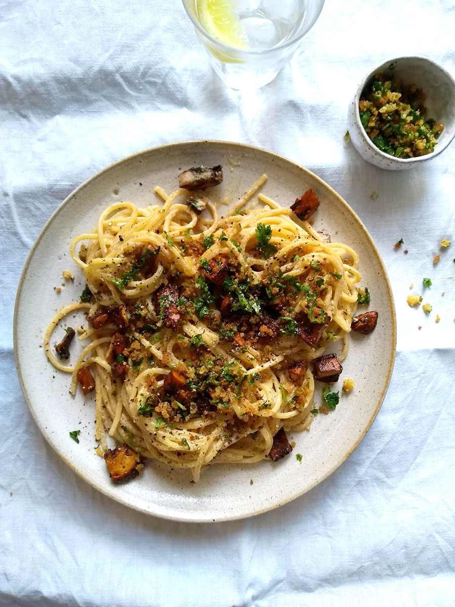 Spaghetti Carbonara with Mushroom ‘Bacon’