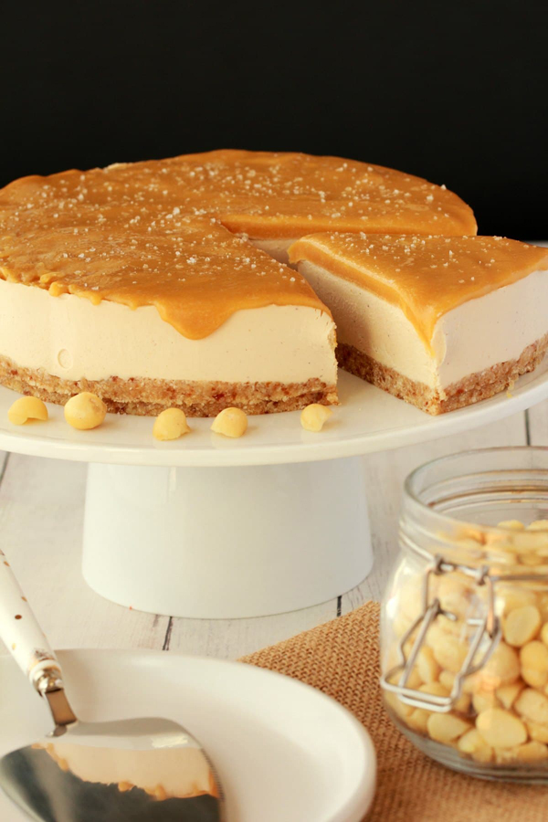 Cheesecake with Salted Caramel Fudge Sauce