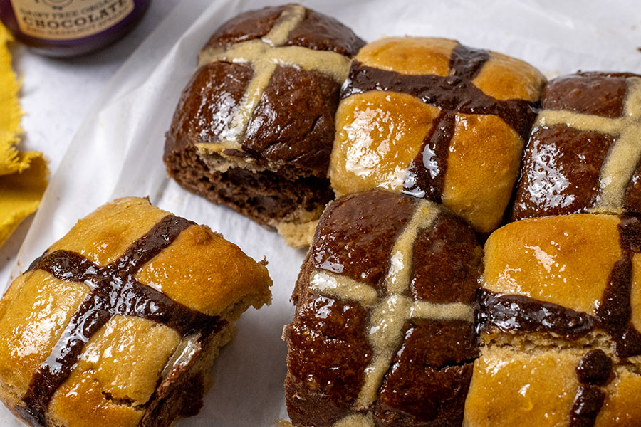 Vegan Chocolate Orange Hot Cross Bun Recipe