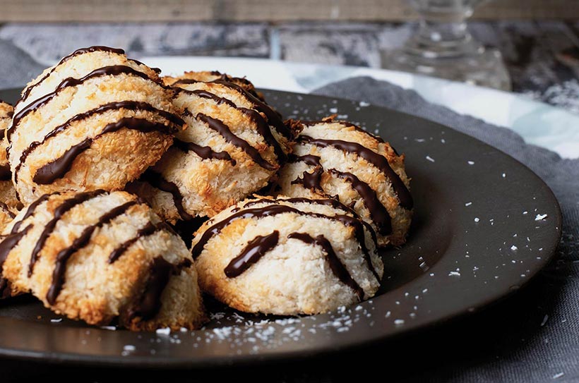 Vegan Coconut Macaroons 