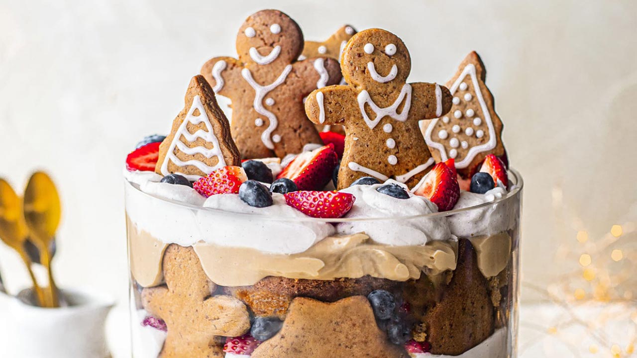 13 indulgent vegan Christmas desserts for people who don’t like Christmas pudding