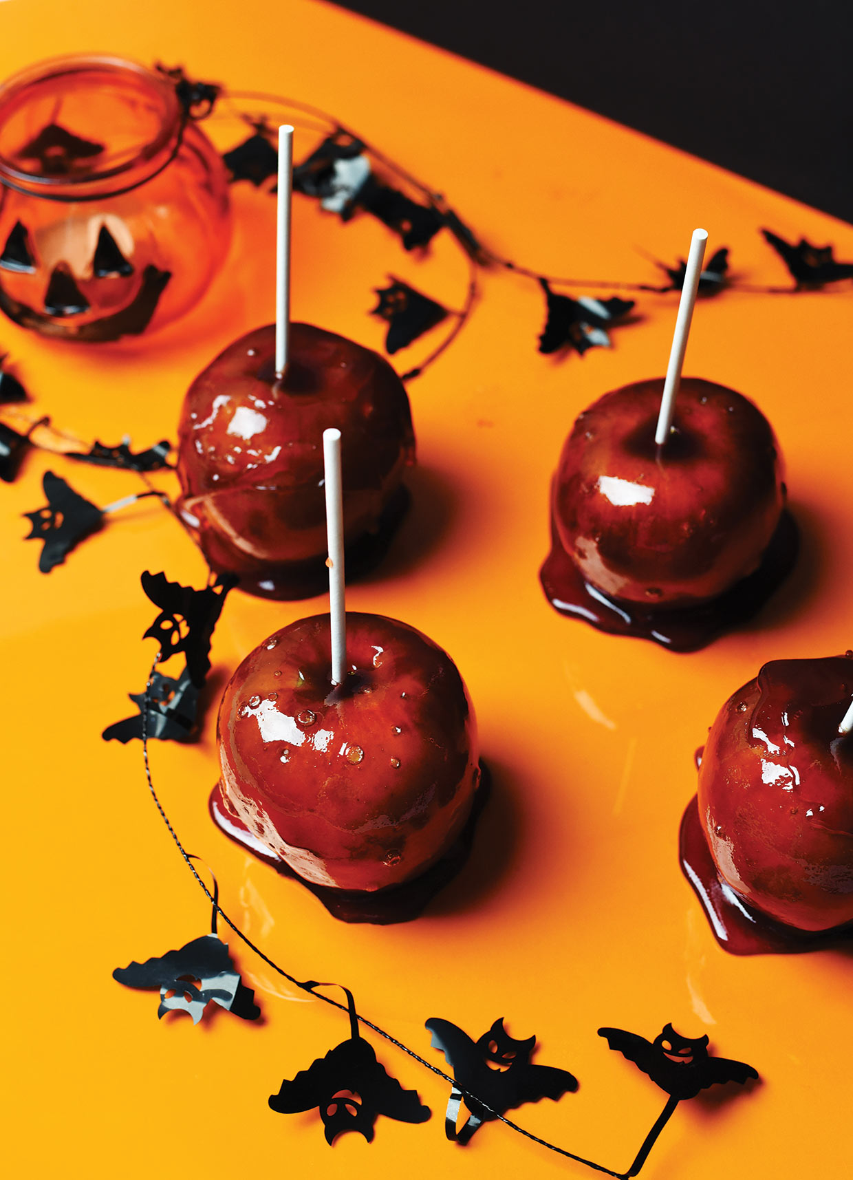 Sink your fangs into these tasty vegan toffee apples this Halloween