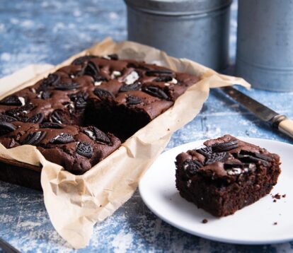 vegan oreo brownies serving suggestion