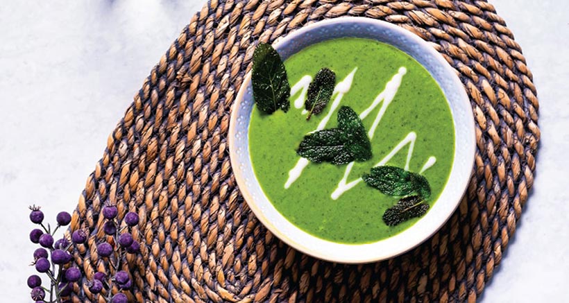 Vegan Pea, Spinach & Mint Soup