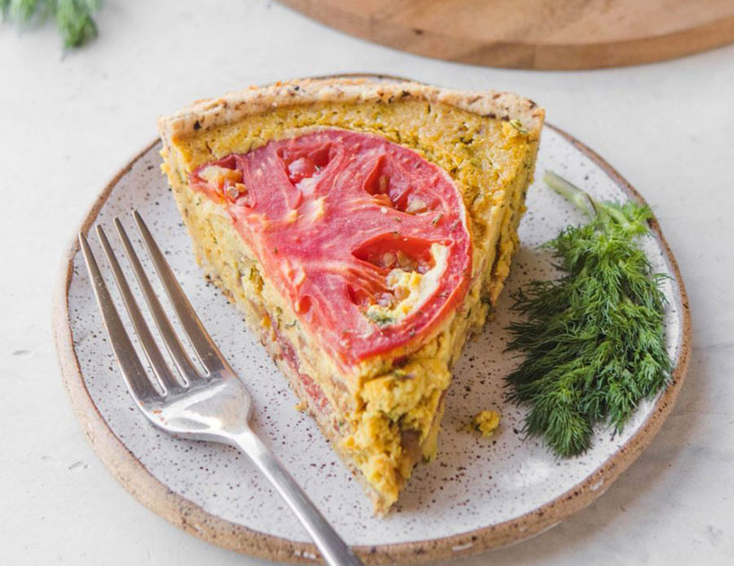 Easy Gluten-Free Tomato and Onion Quiche