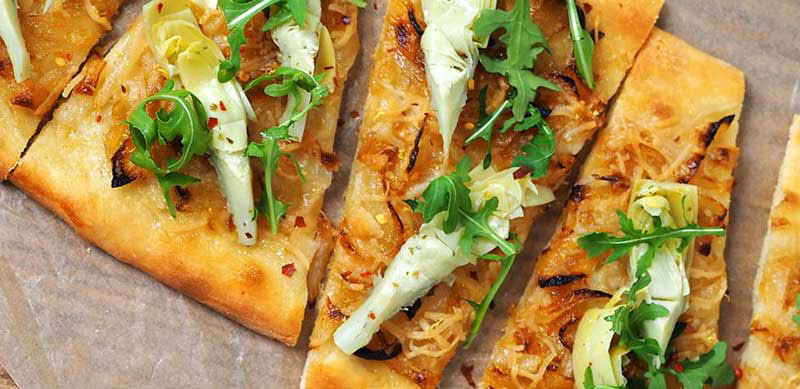 Roasted Garlic Flatbread Pizza with Caramelised Onions